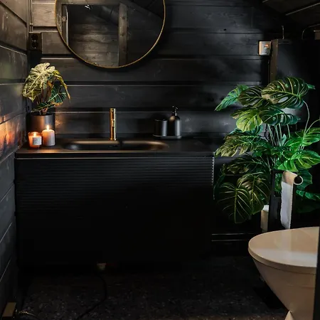 Moderne Hytte, Jacuzzi, Wifi, 6 Soveplasser, Bilvei Helt Frem Nymoen